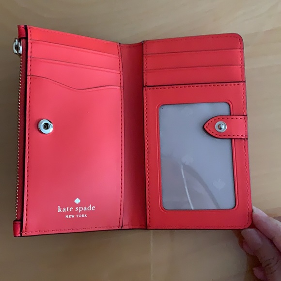 Kate Spade Wallet - Picture 6 of 7